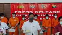 DUA kelompok jaringan skimming yang membobol ribuan data nasabah bank di Bali ditangkap polisi. Foto: ana DUA kelompok jaringan skimming yang membobol ribuan data nasabah bank di Bali ditangkap polisi. Foto: ana