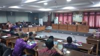 KOMISI II dan III DPRD Karangasem menggelar rapat kerja bersama BPKAD Karangasem, Selasa (2/3/2021) untuk membahas optimalisasi pengelolaan galian C. Foto: ist KOMISI II dan III DPRD Karangasem menggelar rapat kerja bersama BPKAD Karangasem, Selasa (2/3/2021) untuk membahas optimalisasi pengelolaan galian C. Foto: ist