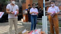 PEMUSNAHAN logistik surat suara Pilkada 2020 yang tidak sesuai spesifikasi di KPU Denpasar, beberapa waktu lalu. Foto: hen PEMUSNAHAN logistik surat suara Pilkada 2020 yang tidak sesuai spesifikasi di KPU Denpasar, beberapa waktu lalu. Foto: hen