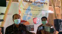 ARTANA Dana (kiri) bersama Nur Sodiq dalam riung media di Bongkasa, Rabu (17/3/2021). Foto: hen ARTANA Dana (kiri) bersama Nur Sodiq dalam riung media di Bongkasa, Rabu (17/3/2021). Foto: hen