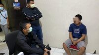 BRIPDA Pande Made Rai Merta Kusuma (kanan), oknum polisi yang berulah dan harus berurusan dengan hukum atas tindak pidana pencurian perhiasan emas di Pasar Tabanan. Foto: gap BRIPDA Pande Made Rai Merta Kusuma (kanan), oknum polisi yang berulah dan harus berurusan dengan hukum atas tindak pidana pencurian perhiasan emas di Pasar Tabanan. Foto: gap