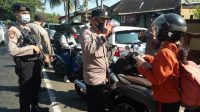 ANGGOTA jajaran Polsek Selbar menggelar KRYD di jalan depan Mapolsek