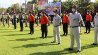 APEL gelar pasukan Operasi Keselamatan Agung Tahun 2021 dipimpin Kapolres Buleleng, AKBP Sinar Subawa, di halaman Mapolres Buleleng, Senin (12/4/2021). Foto: rik APEL gelar pasukan Operasi Keselamatan Agung Tahun 2021 dipimpin Kapolres Buleleng, AKBP Sinar Subawa, di halaman Mapolres Buleleng, Senin (12/4/2021). Foto: rik
