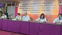 KETUA KPU Denpasar, I Wayan Arsajaya, saat membuka diseminasi hasil riset Pilkada Denpasar 2020. Menurutnya, partisipasi masyarakat menjadi tanggung jawab kolektif semua pihak. Foto: hen KETUA KPU Denpasar, I Wayan Arsajaya, saat membuka diseminasi hasil riset Pilkada Denpasar 2020. Menurutnya, partisipasi masyarakat menjadi tanggung jawab kolektif semua pihak. Foto: hen