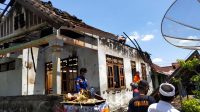 KONDISI rumah milik Suartiasa di wilayah Desa Busungbiu, Buleleng, yang ludes terbakar bertepatan hari raya Galungan, Rabu (14/4/2021). Foto: ist KONDISI rumah milik Suartiasa di wilayah Desa Busungbiu, Buleleng, yang ludes terbakar bertepatan hari raya Galungan, Rabu (14/4/2021). Foto: ist