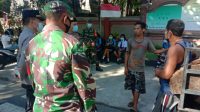 ANGGOTA Polsek dan Koramil Kecamatan Kubu melaksanakan kegiatan cipta kondisi penertiban helm dan masker di depan Polsek Kubu, Karangasem pada Selasa (27/4/2021) pagi. Polisi sayangkan banyak pemuda terjaring pelanggaran prokes. Foto: ist ANGGOTA Polsek dan Koramil Kecamatan Kubu melaksanakan kegiatan cipta kondisi penertiban helm dan masker di depan Polsek Kubu, Karangasem pada Selasa (27/4/2021) pagi. Polisi sayangkan banyak pemuda terjaring pelanggaran prokes. Foto: ist