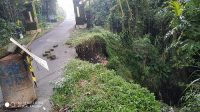 DINDING penahan tanah di ruas jalan Banjar Gaga, DesaTamanbali menuju Banjar Sidawa. Foto: gia DINDING penahan tanah di ruas jalan Banjar Gaga, DesaTamanbali menuju Banjar Sidawa. Foto: gia