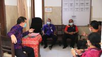 BUPATI Suwirta mengunjungi Kantor Dinas Pertanian Kabupaten Klungkung, Selasa (25/5/2021). Foto: ist BUPATI Suwirta mengunjungi Kantor Dinas Pertanian Kabupaten Klungkung, Selasa (25/5/2021). Foto: ist