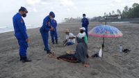 JAJARAN Satpolairud Polres Tabanan meningkatkan kembali kegiatan patroli pesisir, terutama dalam mengantisipasi kemungkinan ada ‘jalur tikus’ di wilayah pesisir. Foto: ist JAJARAN Satpolairud Polres Tabanan meningkatkan kembali kegiatan patroli pesisir, terutama dalam mengantisipasi kemungkinan ada ‘jalur tikus’ di wilayah pesisir. Foto: ist