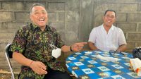 I Dewa Agung Gede Lidartawan (kiri) bersama anggota Komisi II DPR RI, AA Bagus Adhi Mahendra Putra, yang kunjungan kerja ke KPU Bali, Selasa (4/5/2021). Foto: hen I Dewa Agung Gede Lidartawan (kiri) bersama anggota Komisi II DPR RI, AA Bagus Adhi Mahendra Putra, yang kunjungan kerja ke KPU Bali, Selasa (4/5/2021). Foto: hen