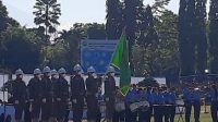 PADA era kepemimpinan Bupati Sang Nyoman Sedana Arta bersama Wakil Bupati I Wayan Diar, panji-panji Kabupaten Bangli yang sebelumnya berwarna dasar kuning, dikembalikan sesuai peraturan yakni warna hijau muda. Foto: ist PADA era kepemimpinan Bupati Sang Nyoman Sedana Arta bersama Wakil Bupati I Wayan Diar, panji-panji Kabupaten Bangli yang sebelumnya berwarna dasar kuning, dikembalikan sesuai peraturan yakni warna hijau muda. Foto: ist