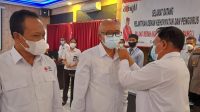 KETUA PMI Bali, IGB Alit Putra, saat lantik Wakil Bupati Bangli, I Wayan Diar jadi Ketua PMI Cabang Bangli, Rabu (19/5/2021). Foto: ist KETUA PMI Bali, IGB Alit Putra, saat lantik Wakil Bupati Bangli, I Wayan Diar jadi Ketua PMI Cabang Bangli, Rabu (19/5/2021). Foto: ist