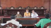 RAPAT kerja pimpinan DPRD Bangli dengan Badan Kepegawaian Daerah (BKD), Disdikpora , Diskes serta RSUD Bangli, Kamis (20/5/2021). Foto: gia RAPAT kerja pimpinan DPRD Bangli dengan Badan Kepegawaian Daerah (BKD), Disdikpora , Diskes serta RSUD Bangli, Kamis (20/5/2021). Foto: gia