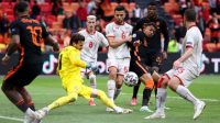 2021-06-21T164514Z_566636831_UP1EH6L1AJBPI_RTRMADP_3_SOCCER-EURO-MKD-NLD-REPORT
