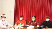 BUPATI Bangli, Sang Nyoman Sedana Arta, membuka Musrenbang Kabupaten Bangli tahun 2021 yang diikuti seluruh pimpinan OPD di lingkungan Pemkab Bangli secara virtual di Ruang Rapat Rumah Jabatan Bupati Bangli, Rabu (9/6/2021). Foto: ist BUPATI Bangli, Sang Nyoman Sedana Arta, membuka Musrenbang Kabupaten Bangli tahun 2021 yang diikuti seluruh pimpinan OPD di lingkungan Pemkab Bangli secara virtual di Ruang Rapat Rumah Jabatan Bupati Bangli, Rabu (9/6/2021). Foto: ist
