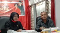 KETUA DPC PDIP Kota Mataram, Made Slamet; bersama Sekretaris DPC Nyayu Ernawati saat memberi keterangan kepada media, Senin (14/6/2021). Foto: rul KETUA DPC PDIP Kota Mataram, Made Slamet; bersama Sekretaris DPC Nyayu Ernawati saat memberi keterangan kepada media, Senin (14/6/2021). Foto: rul