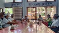 PENGURUS Yayasan Segara Giri saat berkunjung ke Kantor Pusat Surat Kabar Pos Bali, diterima Pemimpin Umum/Pemimpin Redaksi, Made Nariana, Kamis (10/6/2021). Foto: rud PENGURUS Yayasan Segara Giri saat berkunjung ke Kantor Pusat Surat Kabar Pos Bali, diterima Pemimpin Umum/Pemimpin Redaksi, Made Nariana, Kamis (10/6/2021). Foto: rud
