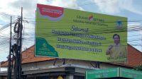 FOTO Airlangga Hartarto di salah satu bilboard di Kerobokan, Kuta Utara, Badung yang sebelumnya dipasang pada April 2021. Foto: hen FOTO Airlangga Hartarto di salah satu bilboard di Kerobokan, Kuta Utara, Badung yang sebelumnya dipasang pada April 2021. Foto: hen