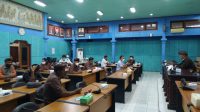 DPRD Klungkung melaksanakan rapat internal dipimpin Ketua DPRD, Anak Agung Gde Anom, Kamis (12/8/2021). Foto: ist DPRD Klungkung melaksanakan rapat internal dipimpin Ketua DPRD, Anak Agung Gde Anom, Kamis (12/8/2021). Foto: ist