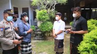 BUPATI Suwirta monitoring rencana penyiapan lokasi isolasi terpusat pasien Covid-19 di Kecamatan Nusa Penida, Minggu (15/8/2021). Foto: ist BUPATI Suwirta monitoring rencana penyiapan lokasi isolasi terpusat pasien Covid-19 di Kecamatan Nusa Penida, Minggu (15/8/2021). Foto: ist