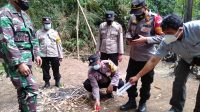 BENDA yang diduga peluru mortir peninggalan zaman Perang Dunia II, ditemukan warga di Banjar Dinas Jegu Tengah, Desa Jegu, Kecamatan Penebel, Tabanan, Rabu (11/8/2021). Foto: ist BENDA yang diduga peluru mortir peninggalan zaman Perang Dunia II, ditemukan warga di Banjar Dinas Jegu Tengah, Desa Jegu, Kecamatan Penebel, Tabanan, Rabu (11/8/2021). Foto: ist