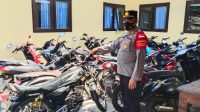 POLSEK Kubu menyita puluhan sepeda motor yang akan dipakai untuk balap liar di jalan raya wilayah Desa Tianyar Timur, Kubu, Karangasem pada Senin (9/8/2021). Foto: ist POLSEK Kubu menyita puluhan sepeda motor yang akan dipakai untuk balap liar di jalan raya wilayah Desa Tianyar Timur, Kubu, Karangasem pada Senin (9/8/2021). Foto: ist