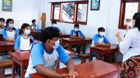 SIMULASI PTM yang diikuti siswa SMP PGRI 3 Denpasar. Foto: ist SIMULASI PTM yang diikuti siswa SMP PGRI 3 Denpasar. Foto: ist