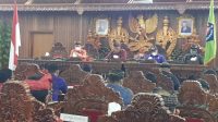 KETUA DPRD KLUNGKUNG-1