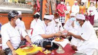 Bupati di Desa Gadungan - ist