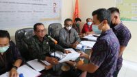 SIMULASI musyawarah terbuka penyelesaian sengketa proses pemilihan, di Ruang Rapat Kantor Bawaslu Tabanan, Selasa (30/11/2021). Foto: ist SIMULASI musyawarah terbuka penyelesaian sengketa proses pemilihan, di Ruang Rapat Kantor Bawaslu Tabanan, Selasa (30/11/2021). Foto: ist