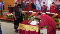 BUPATI KARANGASEM-4