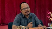 KOMISIONER Widyadardana Putra saat sosialisasi pengawasan partisipatif Pemilu di Bawaslu Karangasem, Sabtu (4/12/2021). Foto: ist KOMISIONER Widyadardana Putra saat sosialisasi pengawasan partisipatif Pemilu di Bawaslu Karangasem, Sabtu (4/12/2021). Foto: ist