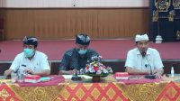 Plt. Kadisdikpora Kota Denpasar, IGN Eddy Mulya, saat rapat MKKS SMP Kota Denpasar, Kamis (2/12/2021). Foto: tra Plt. Kadisdikpora Kota Denpasar, IGN Eddy Mulya, saat rapat MKKS SMP Kota Denpasar, Kamis (2/12/2021). Foto: tra
