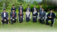 JAJARAN direksi dan pemegang saham PT Bank NTB Syariah usai memberikan keterangan pada wartawan, Senin (3/1/2022). Foto: ist JAJARAN direksi dan pemegang saham PT Bank NTB Syariah usai memberikan keterangan pada wartawan, Senin (3/1/2022). Foto: ist