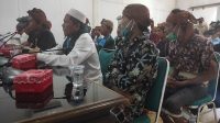 PULUHAN warga rapat dengar pendapat dengan Komisi I DPRD Lombok Utara, Selasa (11/1/2022). Foto: ist PULUHAN warga rapat dengar pendapat dengan Komisi I DPRD Lombok Utara, Selasa (11/1/2022). Foto: ist