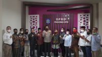 KAPOLDA NTB, Irjen Djoko Poerwanto, kunjungan silaturahmi ke DPRD NTB, Rabu (12/1/2022). Foto: rul KAPOLDA NTB, Irjen Djoko Poerwanto, kunjungan silaturahmi ke DPRD NTB, Rabu (12/1/2022). Foto: rul