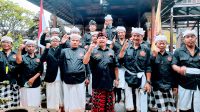 DEWAN Pimpinan Kerohanian Pusat Perguruan Pencak Silat (PPS) Kertha Wisesa, I Ketut Rochineng, melantik Pengurus Pendekar Kerohanian Ranting Ketewel Cabang Gianyar. Foto: ist DEWAN Pimpinan Kerohanian Pusat Perguruan Pencak Silat (PPS) Kertha Wisesa, I Ketut Rochineng, melantik Pengurus Pendekar Kerohanian Ranting Ketewel Cabang Gianyar. Foto: ist