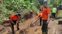 Penanganan bencana di salah satu desa