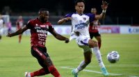 antarafoto-bali-united-kalahkan-persita-170122-fik-2