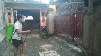 KEGIATAN penyemprotan disinfektan di wilayah Desa Dauh Puri Kaja, Denpasar Utara, Minggu (6/2/2022). Foto: ist KEGIATAN penyemprotan disinfektan di wilayah Desa Dauh Puri Kaja, Denpasar Utara, Minggu (6/2/2022). Foto: ist