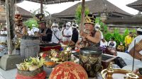 Puja Astiti di Pura Pagulingan Tampaksiring