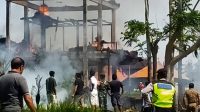 VILA TERBAKAR