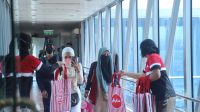kedatangan penumpang internasional di Bandara Ngurah Rai