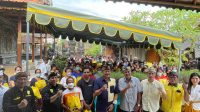 ARSA Linggih saat komunikasi politik untuk mengenalkan diri kepada masyarakat di Desa Penarungan, Mengwi, Badung beberapa waktu lalu. Foto: ist ARSA Linggih saat komunikasi politik untuk mengenalkan diri kepada masyarakat di Desa Penarungan, Mengwi, Badung beberapa waktu lalu. Foto: ist