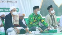 TGB. Muhammad Zainul Majdi (kiri) saat bersama Gubernur NTB, Zulkieflimansyah; dan anggota Fraksi Nasdem DPR RI, Syamsul Lutfi, di salah satu acara pengajian akbar di Pancor, Kabupaten Lotim, Sabtu (7/5/2022). Foto: ist TGB. Muhammad Zainul Majdi (kiri) saat bersama Gubernur NTB, Zulkieflimansyah; dan anggota Fraksi Nasdem DPR RI, Syamsul Lutfi, di salah satu acara pengajian akbar di Pancor, Kabupaten Lotim, Sabtu (7/5/2022). Foto: ist