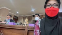 KETUA Fraksi PDIP DPRD Kota Mataram, Nyayu Ernawati (kanan), bersama Fraksi PDIP saat menghadiri sidang paripurna DPRD Kota Mataram, Selasa (14/6/2022). Foto: ist KETUA Fraksi PDIP DPRD Kota Mataram, Nyayu Ernawati (kanan), bersama Fraksi PDIP saat menghadiri sidang paripurna DPRD Kota Mataram, Selasa (14/6/2022). Foto: ist