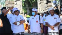 BUPATI Sanjaya saat menghadiri upacara pamelaspasan di Pura Bale Agung Belayu, Desa Beringkit, Kecamatan Marga, Tabanan, Kamis (2/6/2022). Foto: ist BUPATI Sanjaya saat menghadiri upacara pamelaspasan di Pura Bale Agung Belayu, Desa Beringkit, Kecamatan Marga, Tabanan, Kamis (2/6/2022). Foto: ist