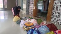 TRADISI membuat pajegan saat Idul Adha yang dijalani warga Kampung Tribulaka Sasak, Desa Bukit, Karangasem. Foto: ist TRADISI membuat pajegan saat Idul Adha yang dijalani warga Kampung Tribulaka Sasak, Desa Bukit, Karangasem. Foto: ist