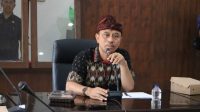 KETUA Pansus III, Wayan Masdana, memimpin rapat dengan instansi terkait membahas Ranperda Pembentukan Dana Cadangan Pilkada Buleleng Tahun 2024 nanti. Foto: rik KETUA Pansus III, Wayan Masdana, memimpin rapat dengan instansi terkait membahas Ranperda Pembentukan Dana Cadangan Pilkada Buleleng Tahun 2024 nanti. Foto: rik