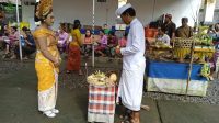 UPACARA di Pasraman Geria Gede Wayahan Buruan. Foto: adi UPACARA di Pasraman Geria Gede Wayahan Buruan. Foto: adi